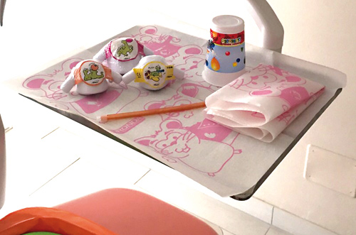 centro-dentale-sassolese-vassoio-attrezzi-bambini