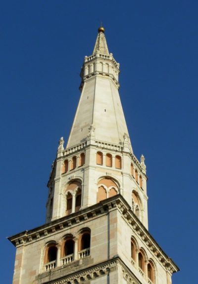 torre della ghirlandina di Modena