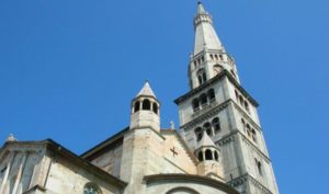Parole di pietra, visita teatralizzata alla Torre Ghirlandina @ biglietteria della torre | Modena | Emilia-Romagna | Italia