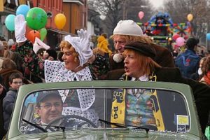 Carnevale a Modena con la famiglia Pavironica @ centro storico