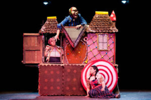 "Il carretto delle storie" spettacolo per bambini dai 3 anni a Bomporto @ Teatro Troisi