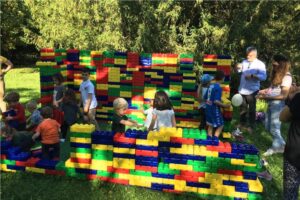 Animazione per i bambini a Carpi con i laboratori, i mattoncini e un circuito! @ centro storico