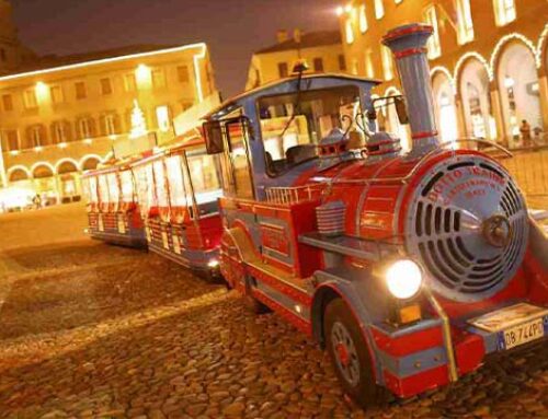 Il trenino di Natale 2023 in centro storico a Modena